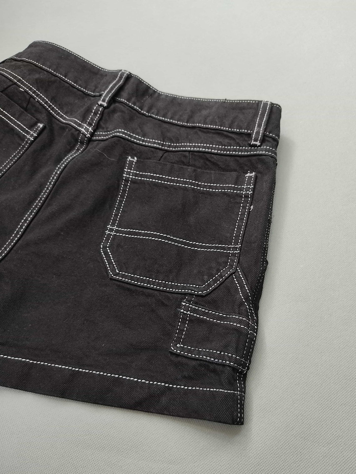 Short Carpintero Negro