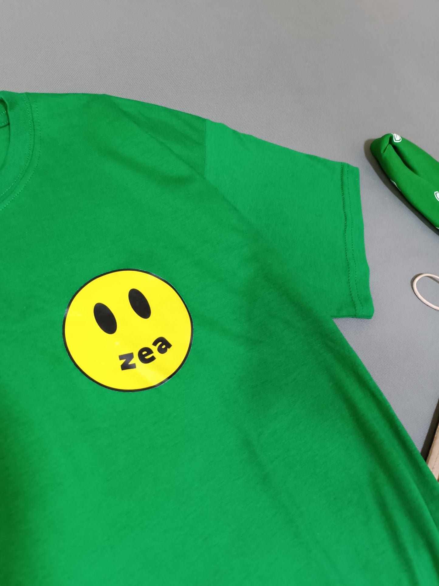 Polo Emoji Oversize Verde – ZEA